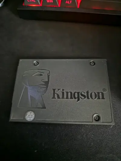 Disco SSD Kingston 480GB en buen estado - miniatura 1