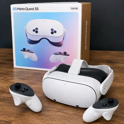 Gafas VR Meta Quest 3S 128GB con controladores - miniatura 1