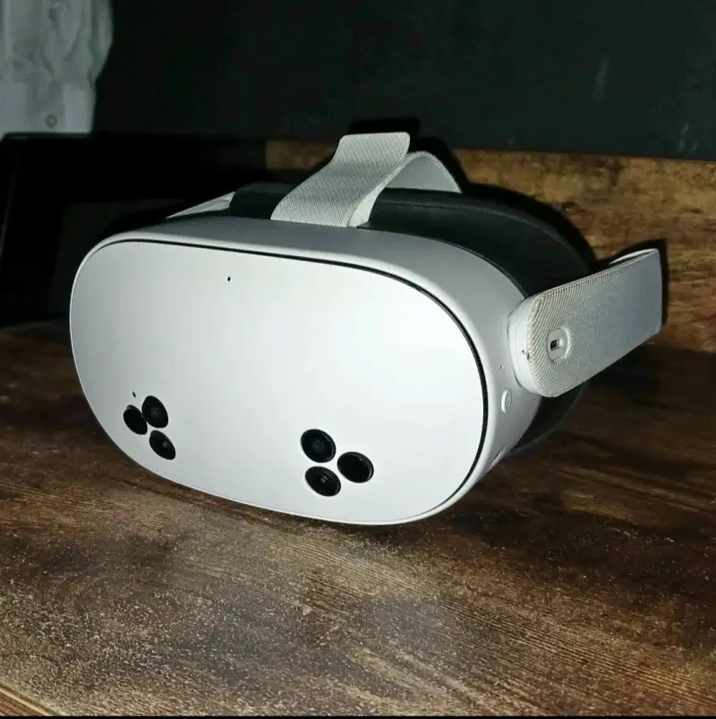 Gafas VR Meta Quest 3S 128GB con controladores - 2