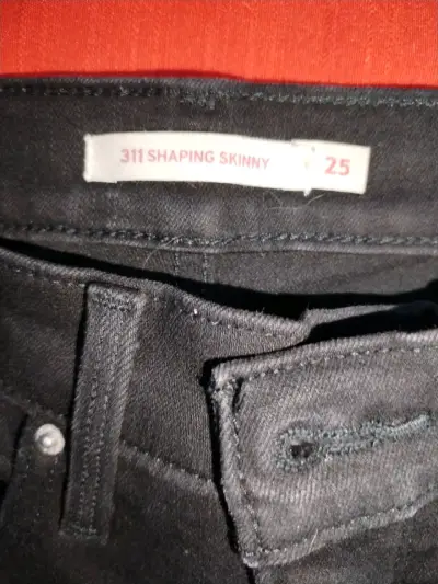Jeans negros Levi's para mujer - miniatura 5