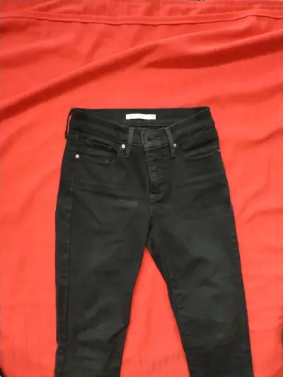 Jeans negros Levi's para mujer - miniatura 6