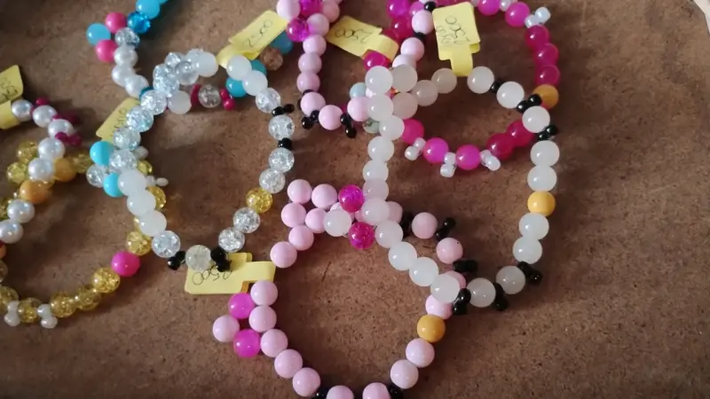Pulseras de cuentas coloridas para mujer - 3