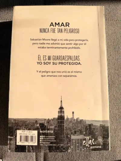 Libro 'Marfil' de Mercedes Ron en buen estado - miniatura 1