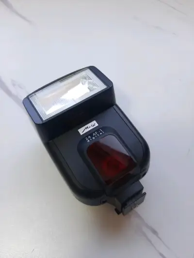 Flash Metz Mecablitz 24 AF-1 Digital - miniatura 1