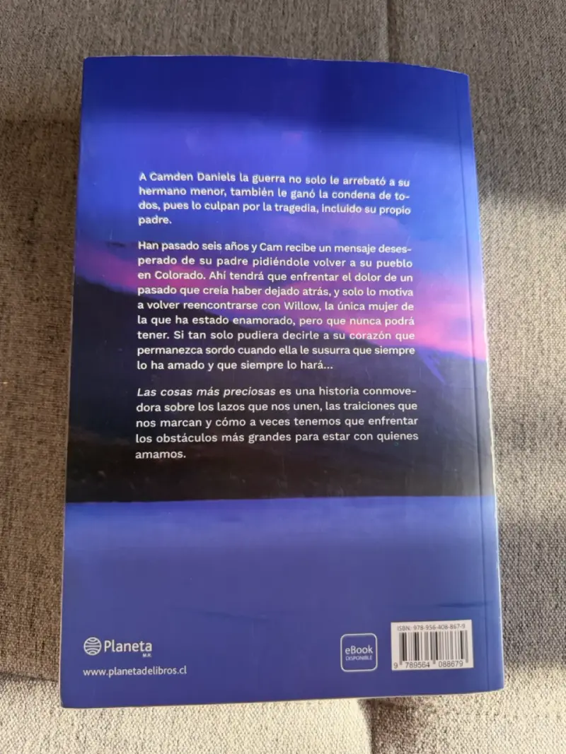 Libro 'Las Cosas Más Preciosas' de Rebecca Yarros - 2