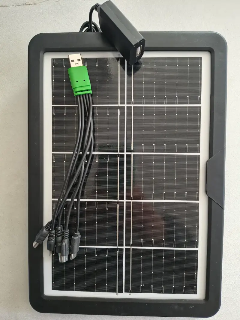 Panel Solar Portátil CCLAMP 8W con USB - 2