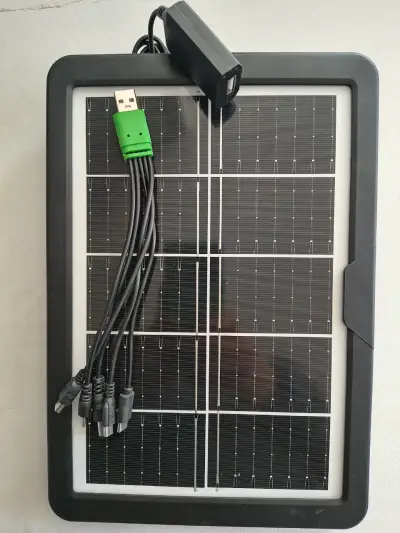 Panel Solar Portátil CCLAMP 8W con USB - miniatura 2