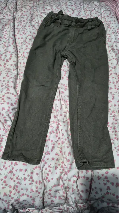 Pantalones verdes para niño talla 6 - miniatura 1