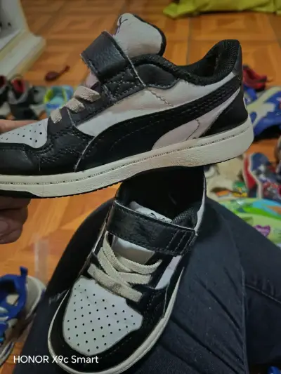 Zapatillas deportivas para niños con luces LED - miniatura 3