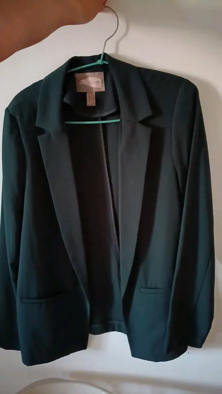 Blazer negro elegante para mujer - 1