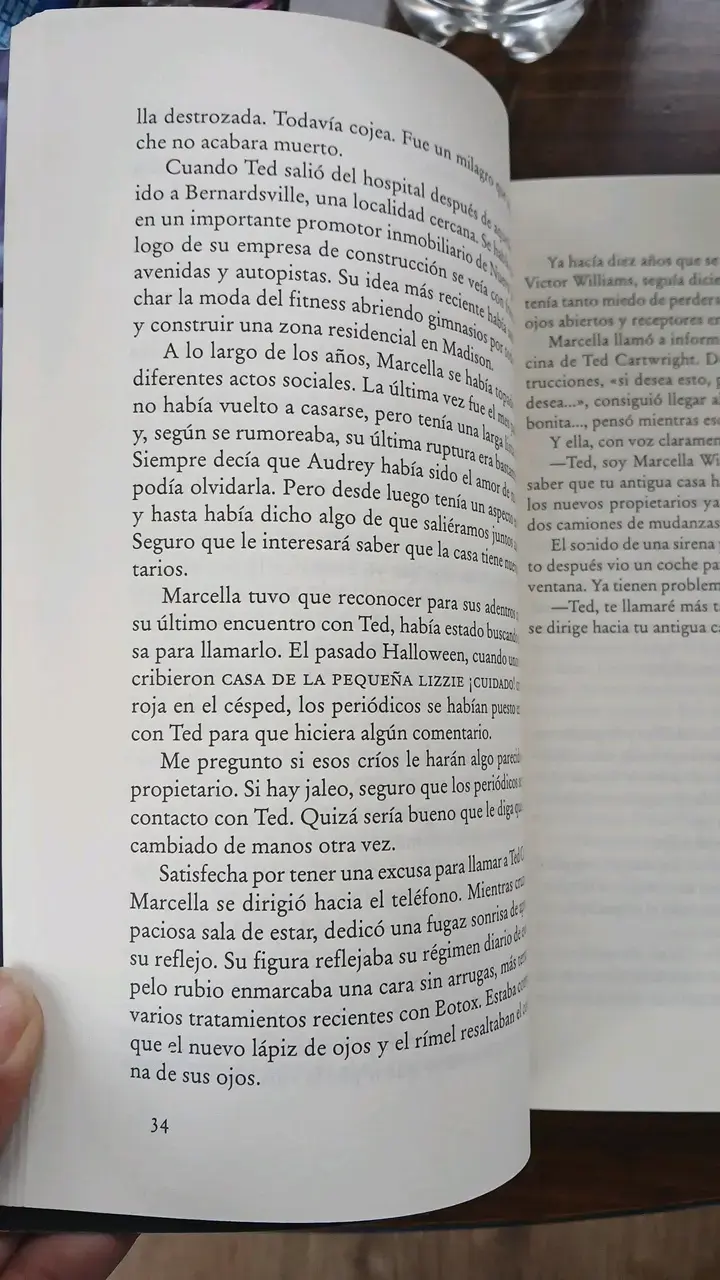 Libro 'En Defensa Propia' de Mary Higgins Clark - 2