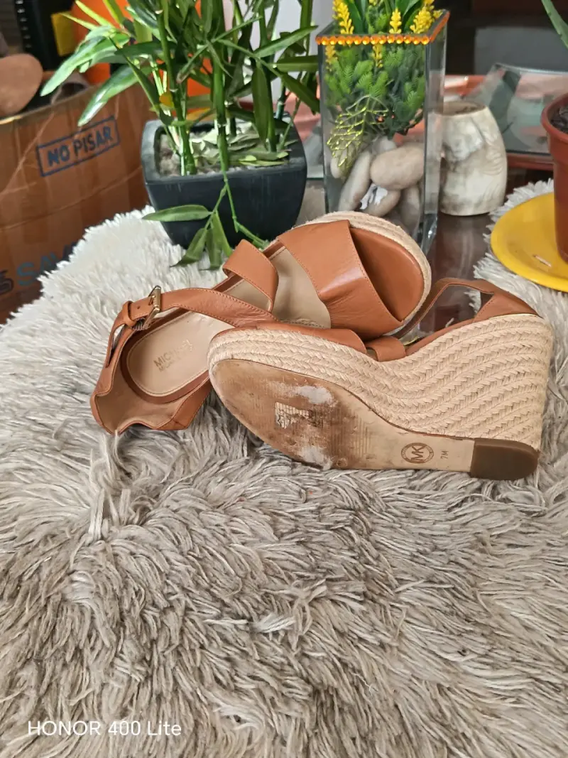 Sandalias de cuña Michael Kors marrón claro - 3