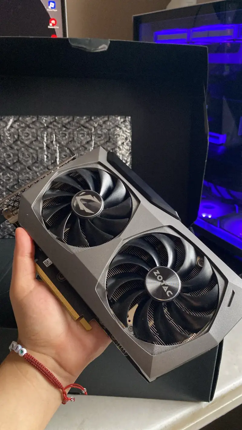Tarjeta gráfica Zotac GeForce RTX 3070 - 2