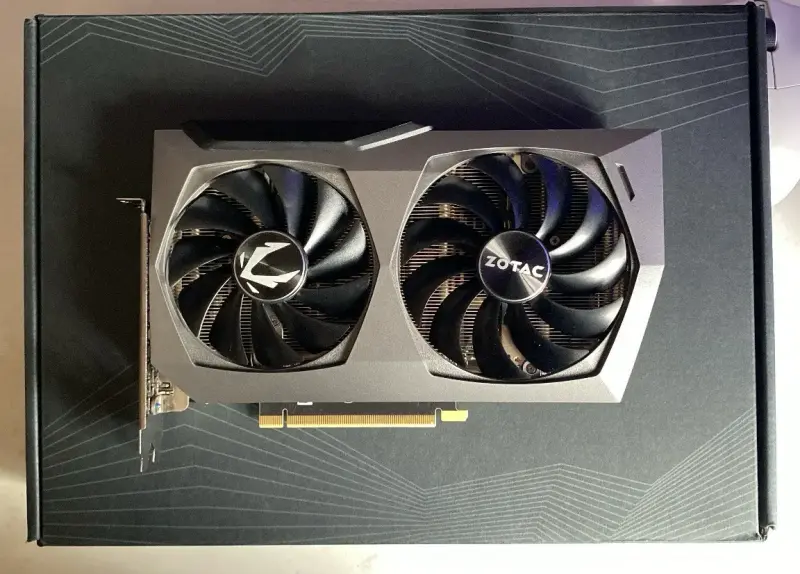 Tarjeta gráfica Zotac GeForce RTX 3070 - 5