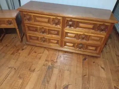 Cómoda de Madera con Cajones Tallados incluye vela - miniatura 3