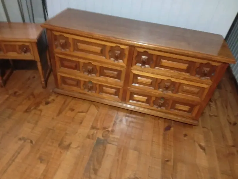 Cómoda de Madera con Cajones Tallados incluye vela - 5