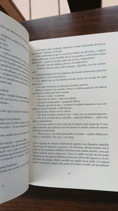 Libro 'Nombrar a los Muertos' de Ian Rankin - miniatura 2