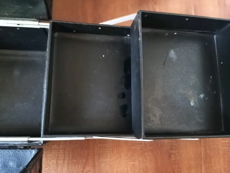 Maletín organizador de maquillaje negro - 5