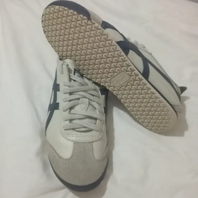 Zapatillas deportivas Onitsuka Tiger blancas y azules - 4
