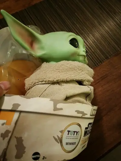 Muñeco Grogu de Star Wars The Mandalorian - miniatura 2