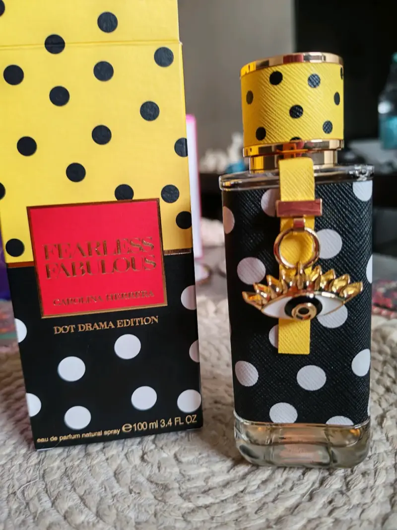 Perfume Carolina Herrera Fearless Fabulous Dot Drama 100ml - 4
