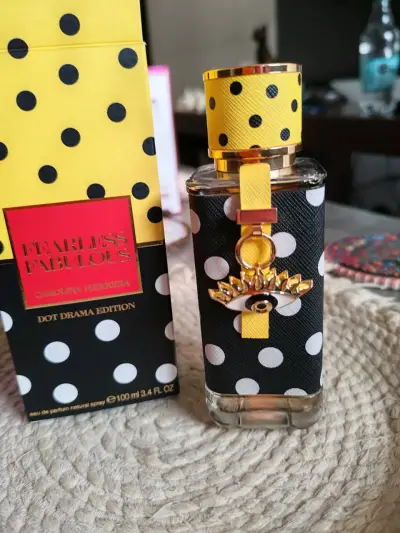 Perfume Carolina Herrera Fearless Fabulous Dot Drama 100ml - miniatura 6