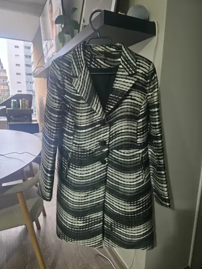 Abrigo estampado en plateado y negro Anastasia - miniatura 1