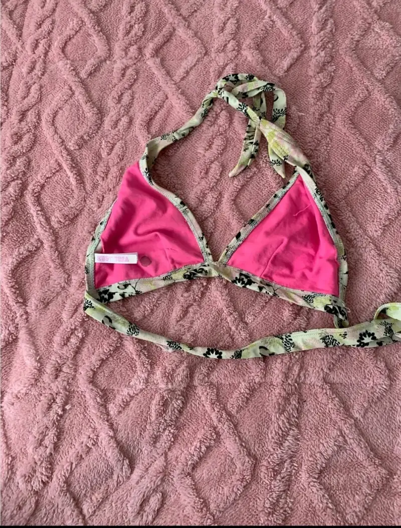 Conjunto de bikinis estampado floral y negro - 3
