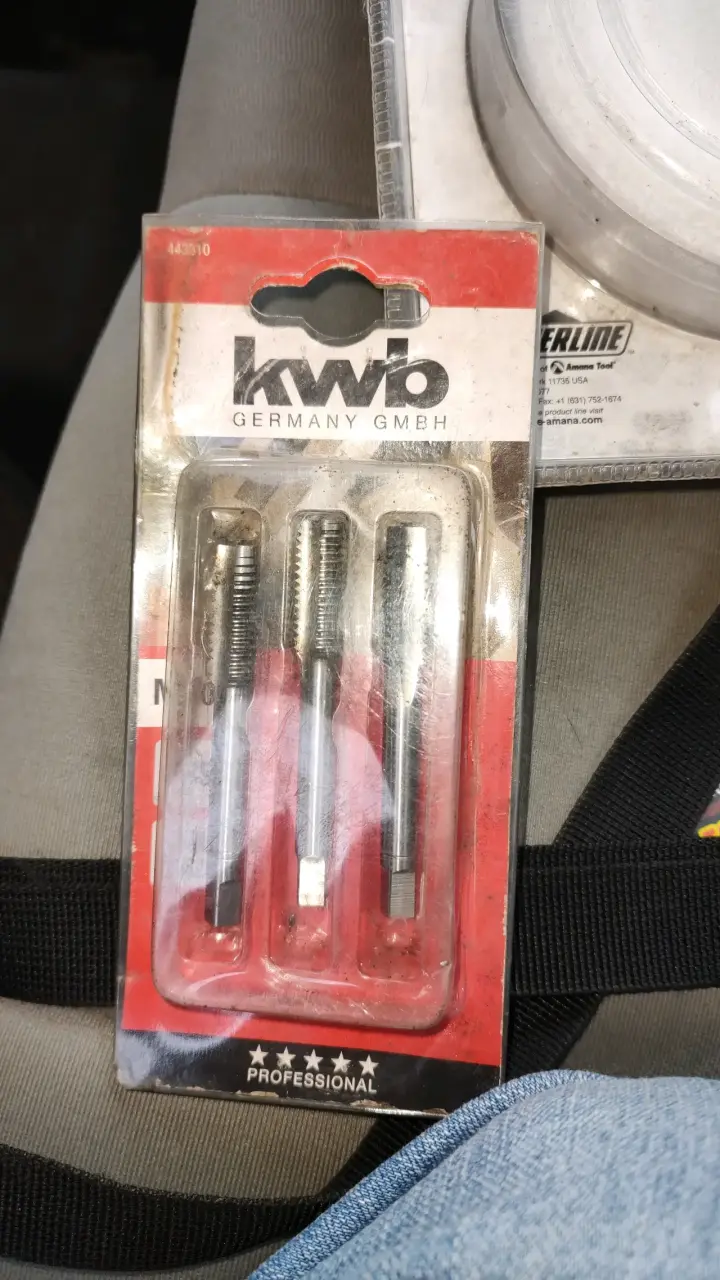 Juego de machos de roscar KWB 3 piezas - 2