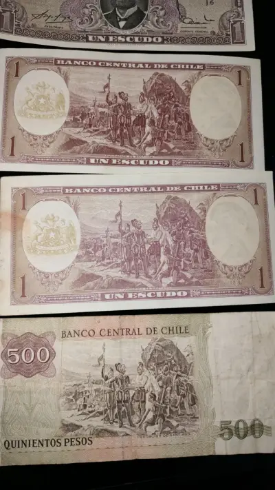 Billetes antiguos de Chile 1, 500 y 1000 escudos - miniatura 1