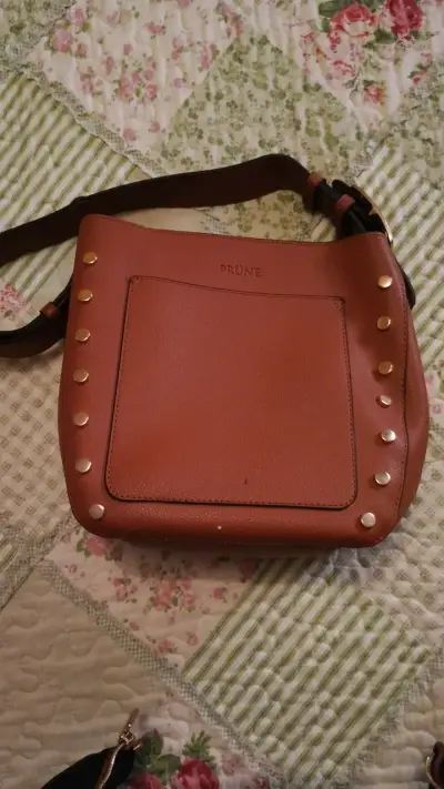 Bolso de cuero marrón con tachas Prüne - miniatura 1