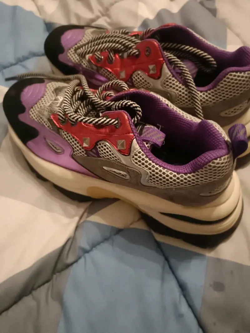 Zapatillas deportivas multicolor con detalles metálicos - 3