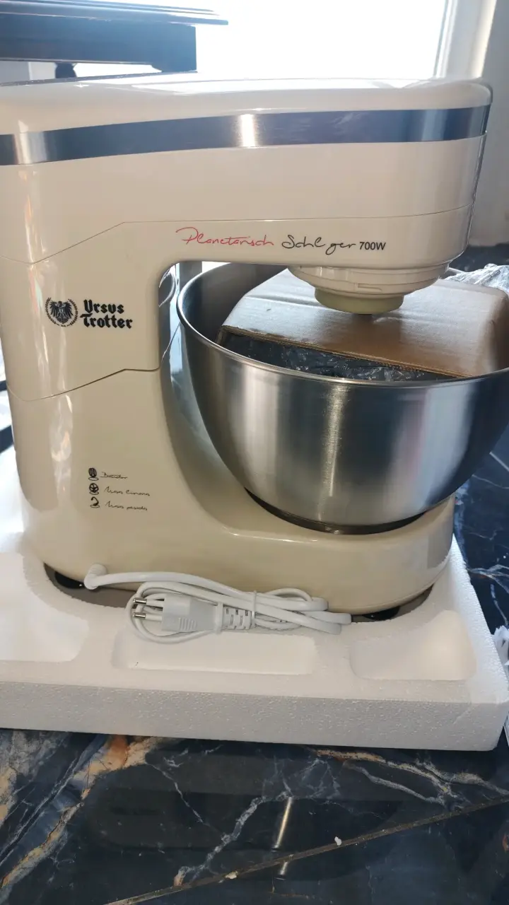 Batidora de pedestal Ursus Trotter 700W - 1