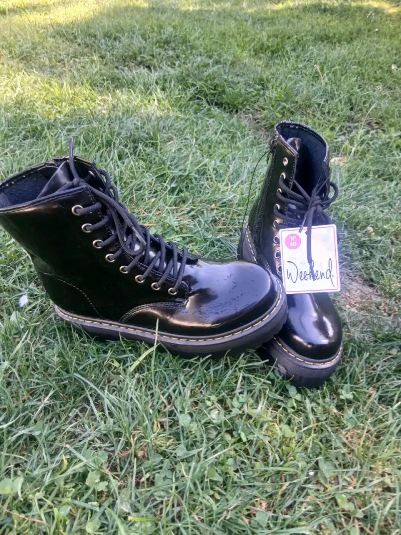 Botas negras de charol Weekend talla 40 - 2