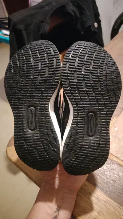 Zapatillas deportivas negras Adidas para niños - miniatura 4