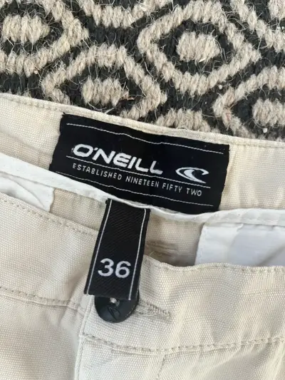 Shorts beige O'Neill talla 36 - miniatura 1