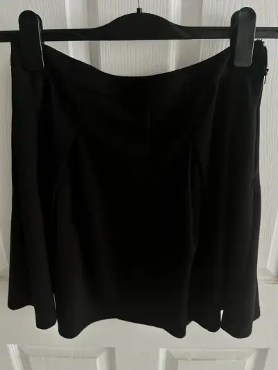 Falda corta negra Alaniz talla M - miniatura 4