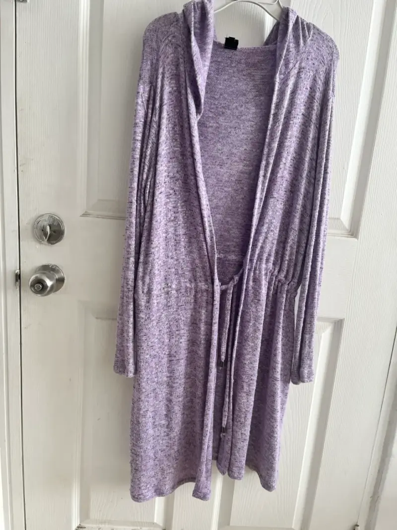 Cárdigan Largo Morado con Capucha Talla S - 2