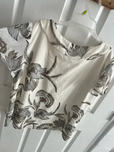 Blusa floral blanca Talbots XL - miniatura 4