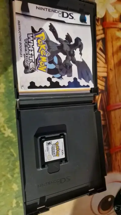 Juego Nintendo DS Pokémon White Version - miniatura 2