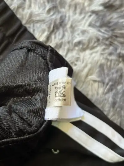 Pantalón De Buzo Adidas Negro - miniatura 4