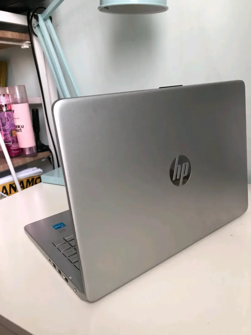 Notebook HP Intel Core i3 11ª Gen 4GB RAM SSD256GB - 3