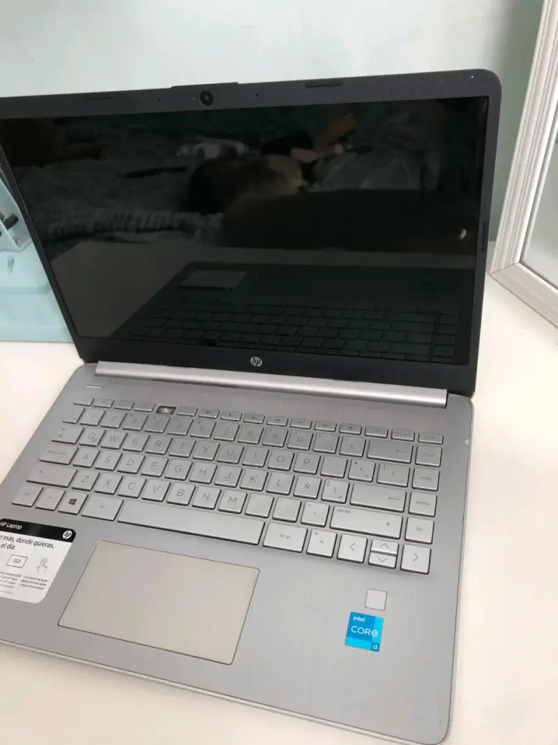 Notebook HP Intel Core i3 11ª Gen 4GB RAM SSD256GB - 5