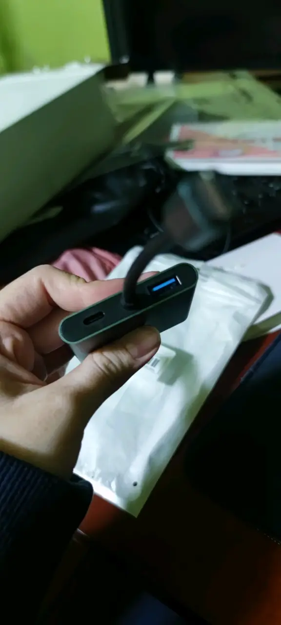Adaptador USB-C a HDMI y USB 3.0 - 3