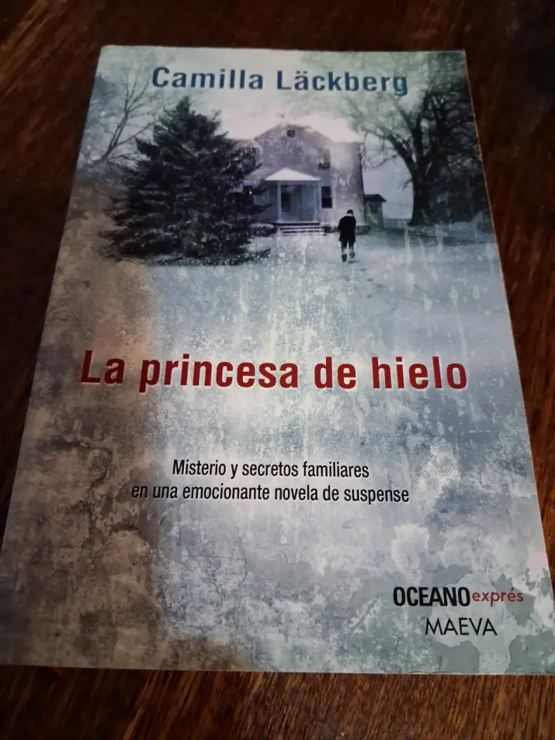 Libro 'La princesa de hielo' de Camilla Läckberg - 1
