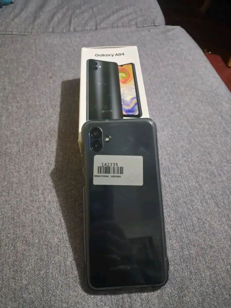 Samsung Galaxy A04 Smartphone en buen estado - 1