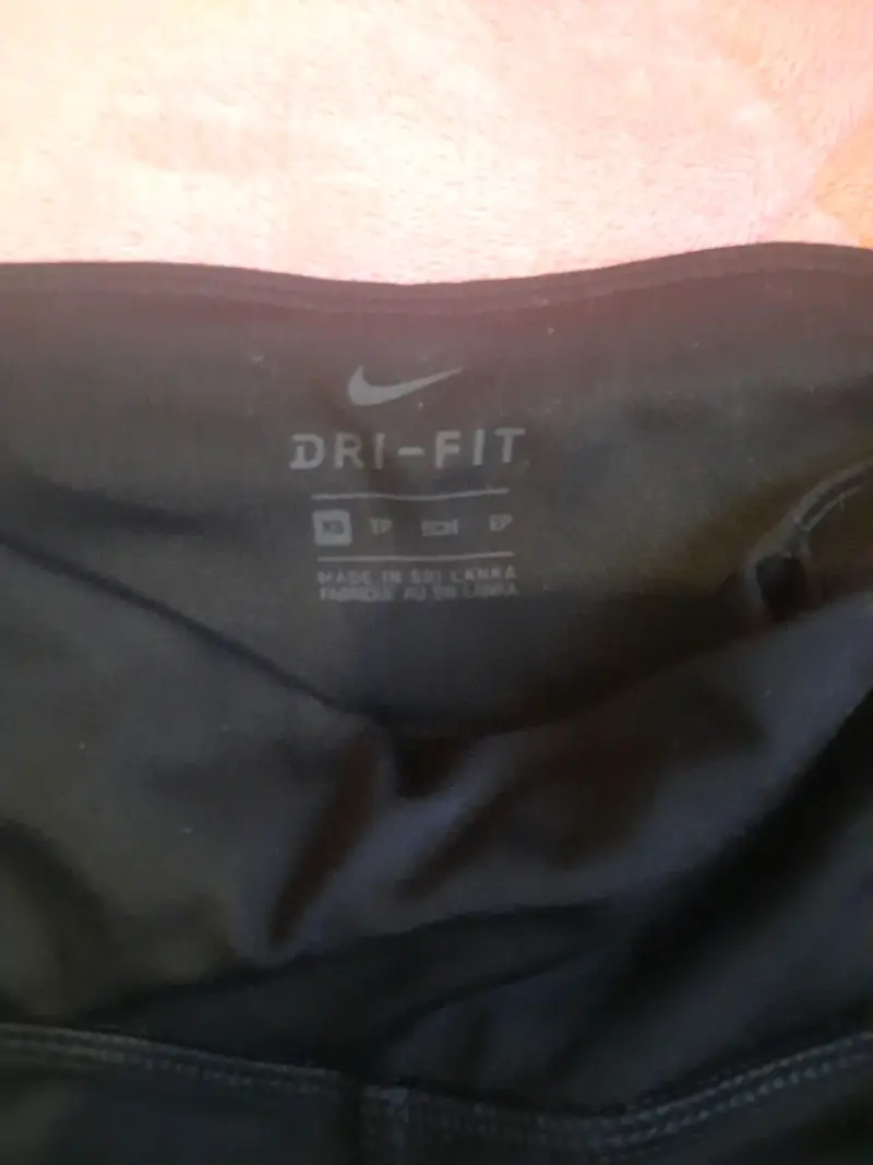 Leggings deportivos Nike Dri-Fit negros - 2