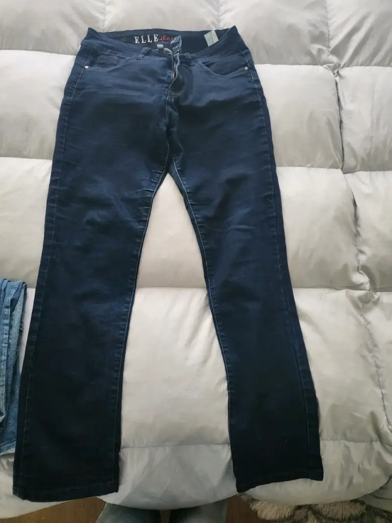 Jeans de mujer azul oscuro y claro - 1