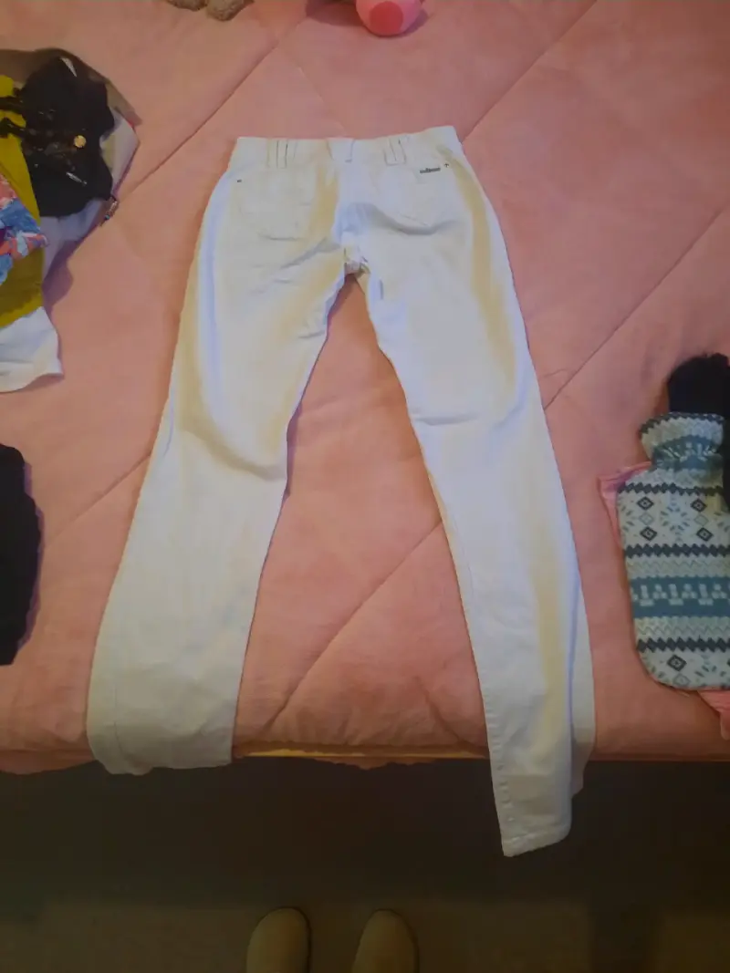 Pantalones blancos de mezclilla para mujer - 2