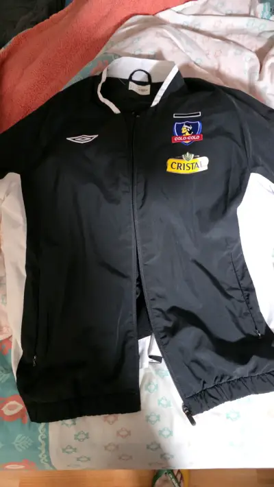 Chaqueta deportiva Colo-Colo Umbro negra - miniatura 1